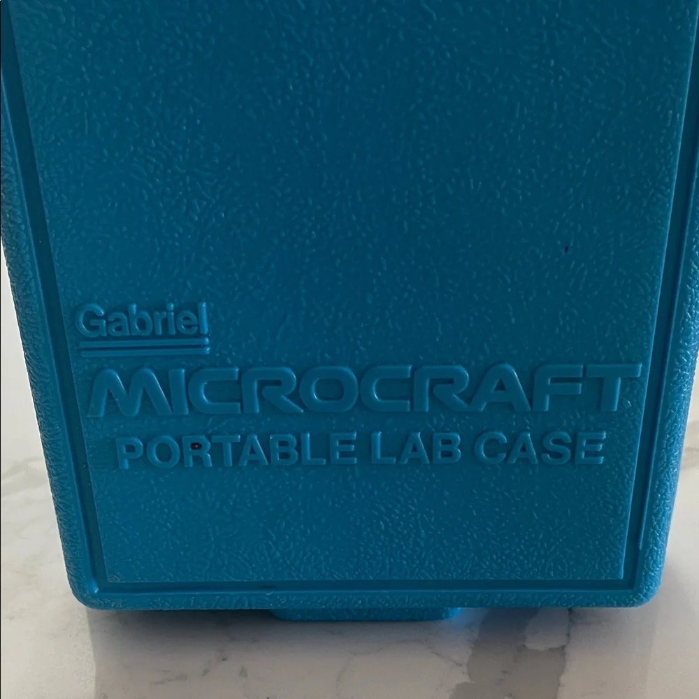 Vintage Gabriel Microcraft portable Lab Case Gilbert Microscope